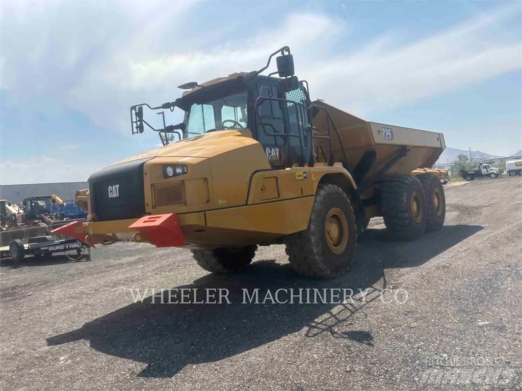 CAT 725 Rammestyrte Dumpere