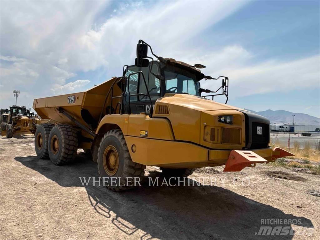 CAT 725 Rammestyrte Dumpere