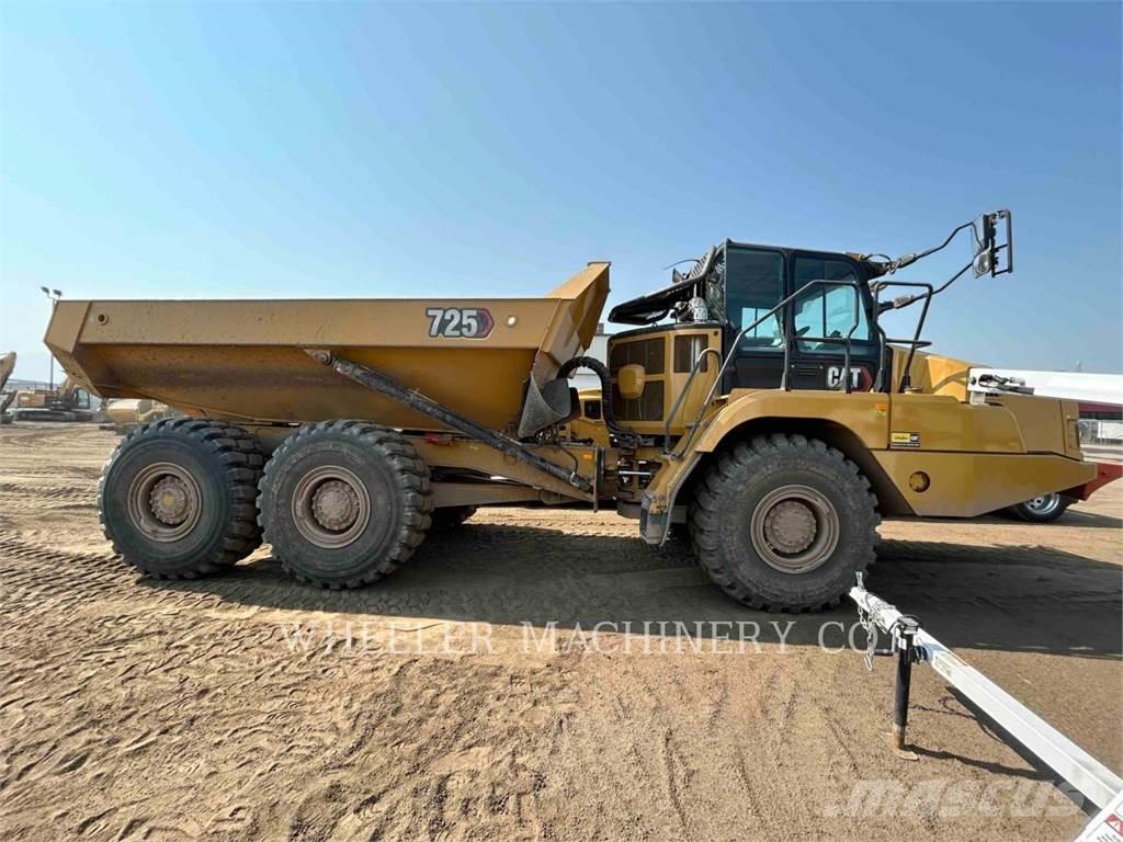 CAT 725 Rammestyrte Dumpere