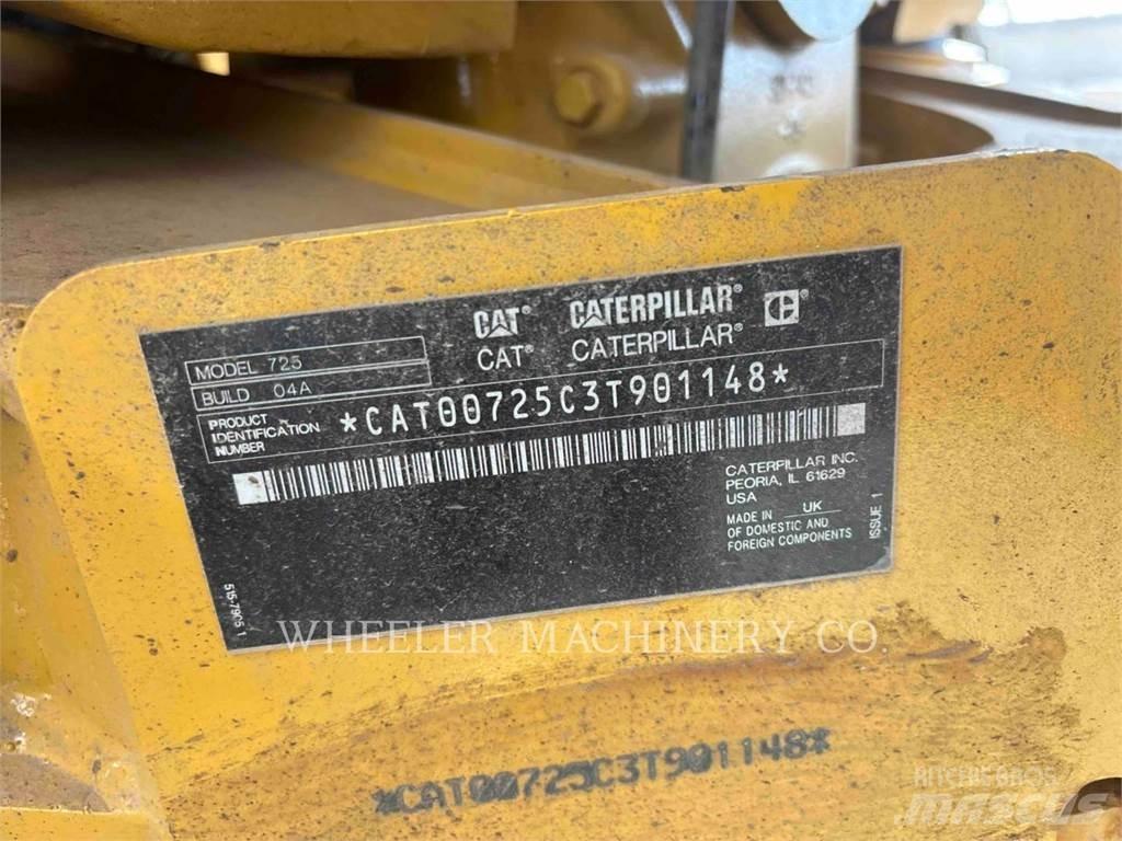 CAT 725 Rammestyrte Dumpere