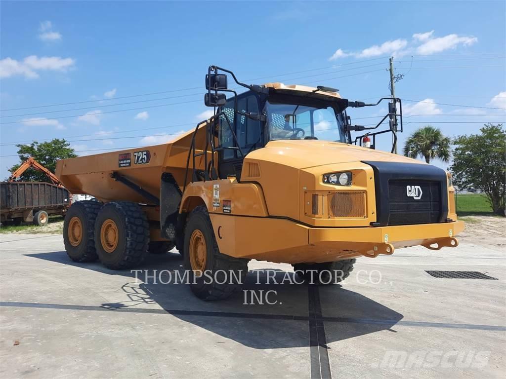 CAT 725 Rammestyrte Dumpere