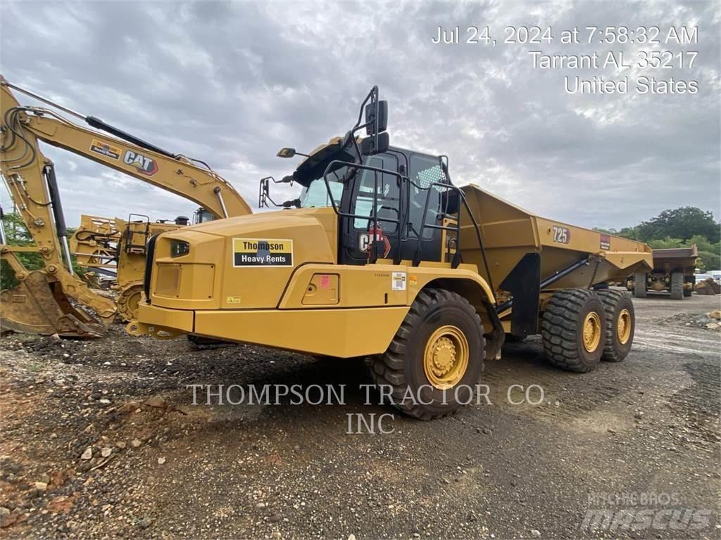 CAT 725 Rammestyrte Dumpere