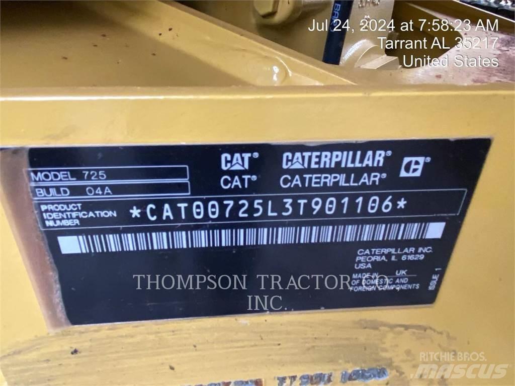 CAT 725 Rammestyrte Dumpere