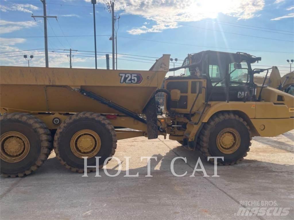 CAT 725 Rammestyrte Dumpere