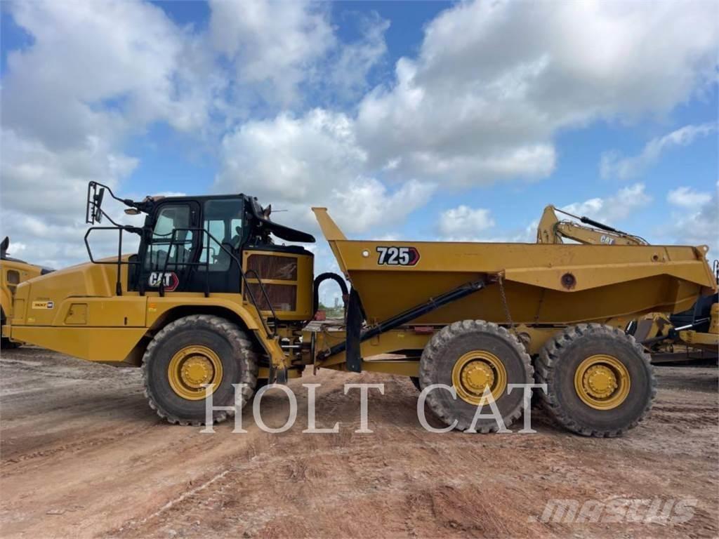 CAT 725 Rammestyrte Dumpere