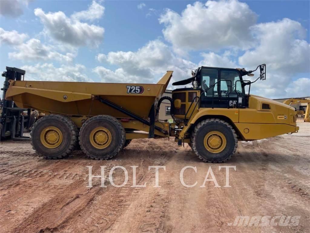 CAT 725 Rammestyrte Dumpere