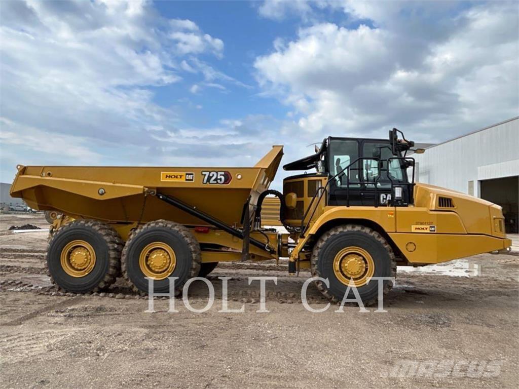CAT 725 Rammestyrte Dumpere