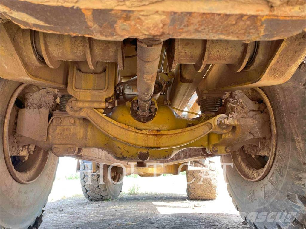 CAT 725 Rammestyrte Dumpere