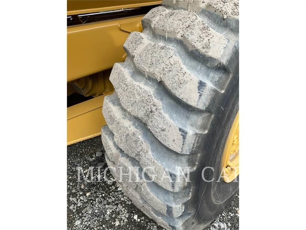 CAT 725 T Rammestyrte Dumpere