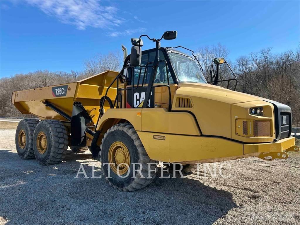 CAT 725C2 Rammestyrte Dumpere
