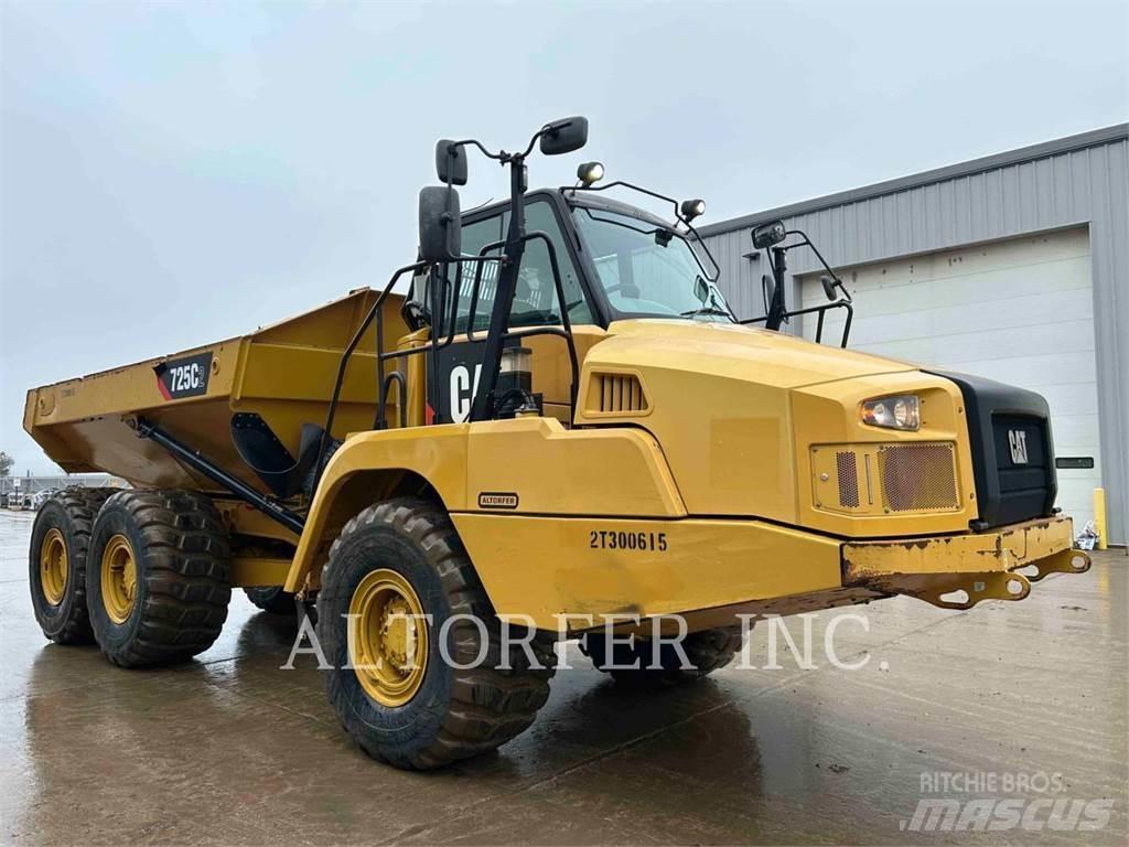 CAT 725C2 Rammestyrte Dumpere
