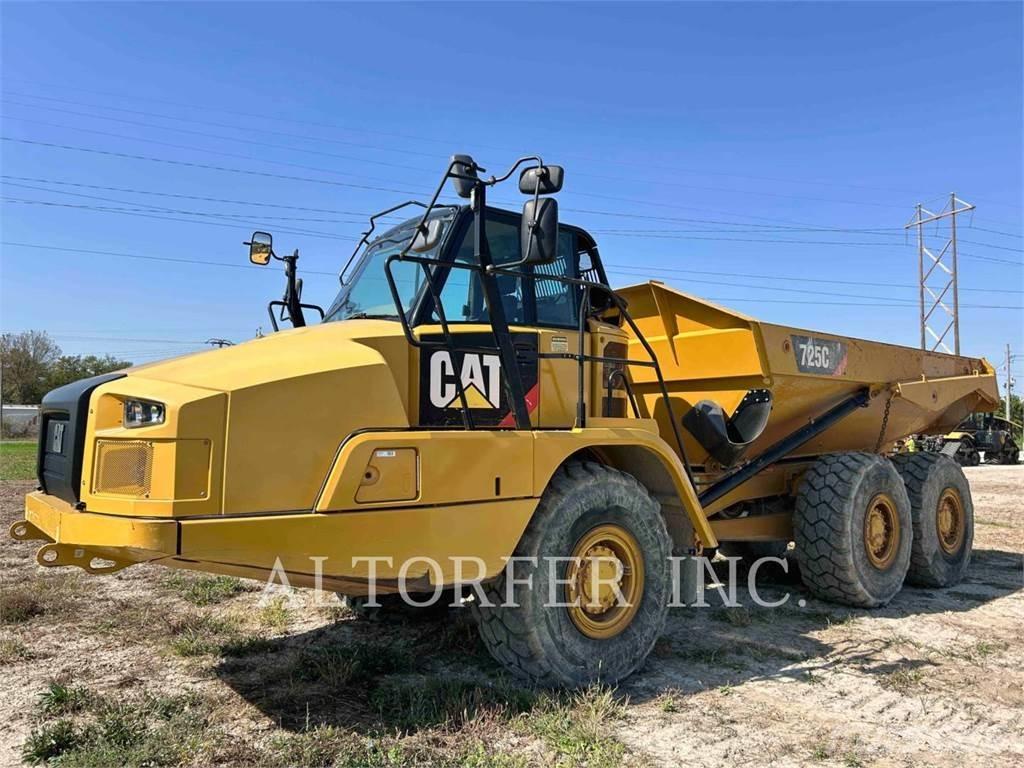CAT 725C2 Rammestyrte Dumpere