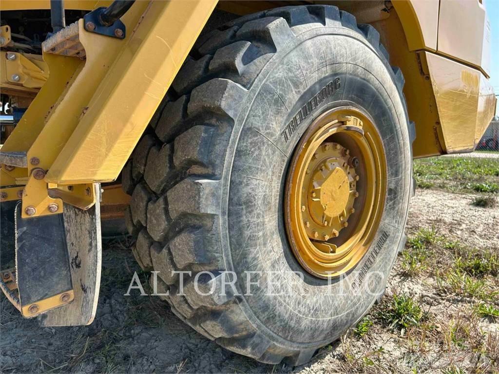 CAT 725C2 Rammestyrte Dumpere