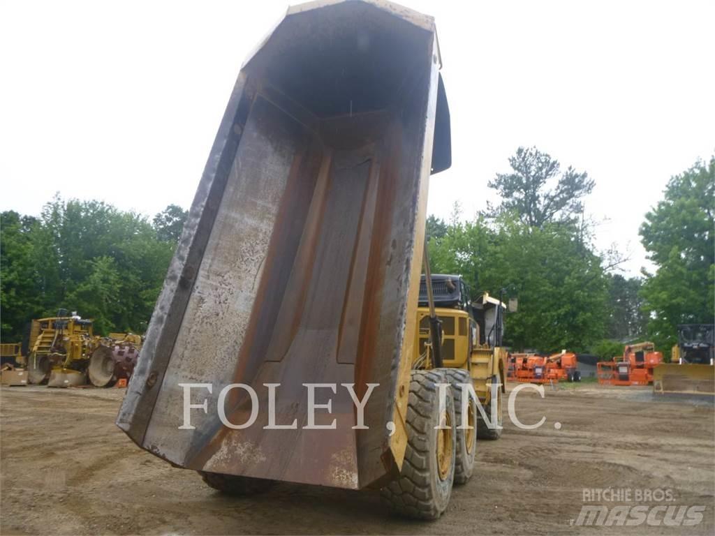 CAT 725C2 Rammestyrte Dumpere