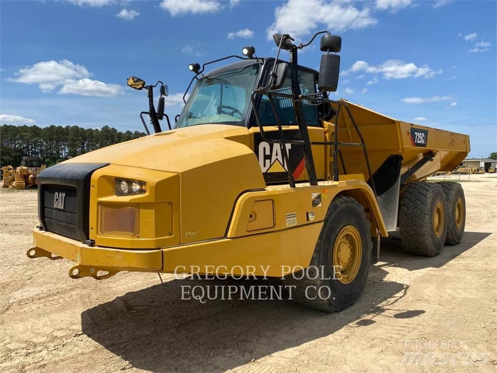 CAT 725C2 Rammestyrte Dumpere