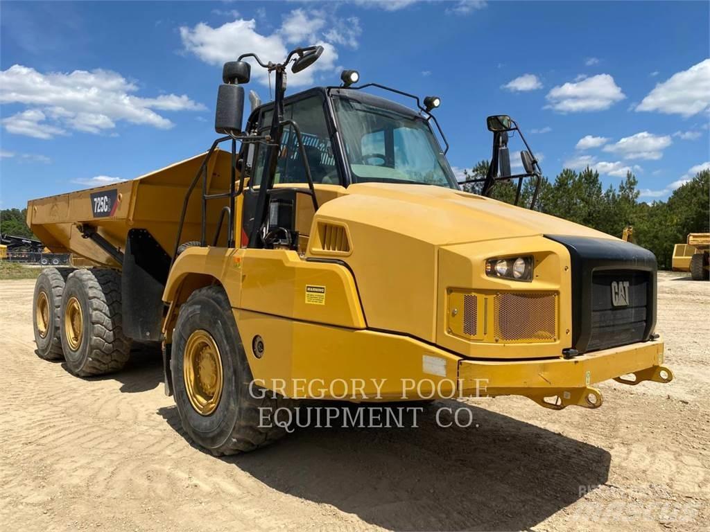 CAT 725C2 Rammestyrte Dumpere