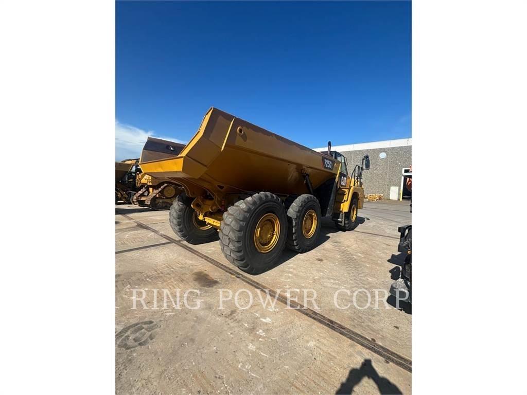 CAT 725C2TG Rammestyrte Dumpere