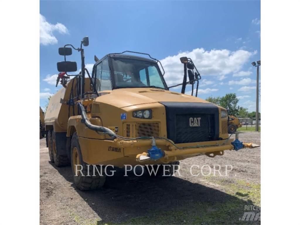 CAT 725C2WW Tankbiler