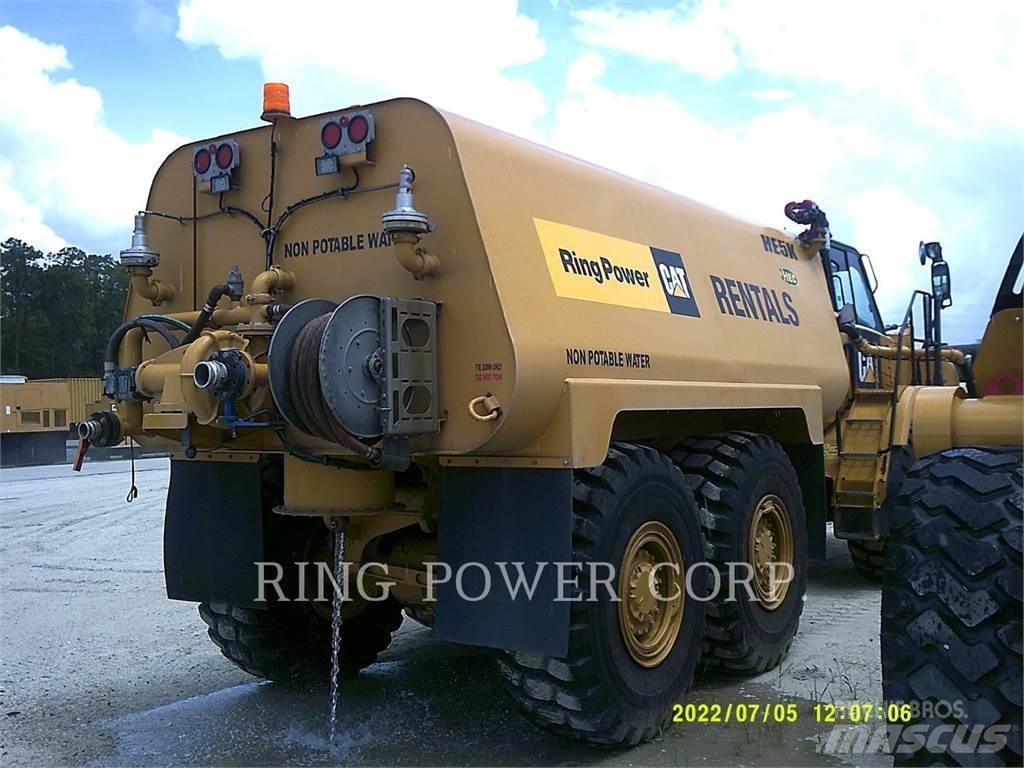 CAT 725C2WW Tankbiler