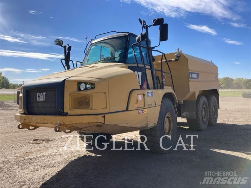 CAT 725CWT Tankbiler