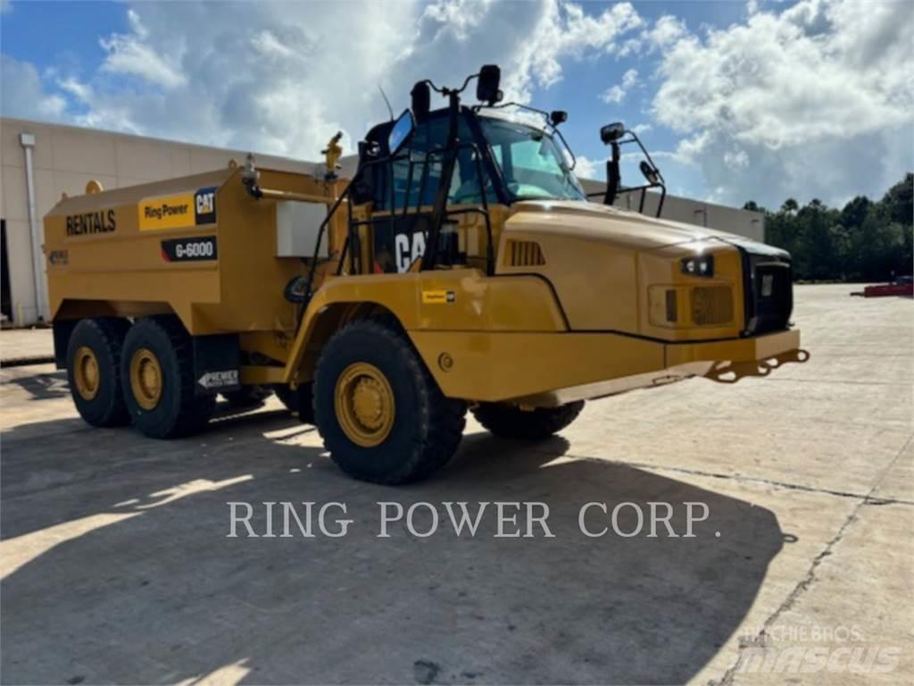 CAT 725CWW Tankbiler