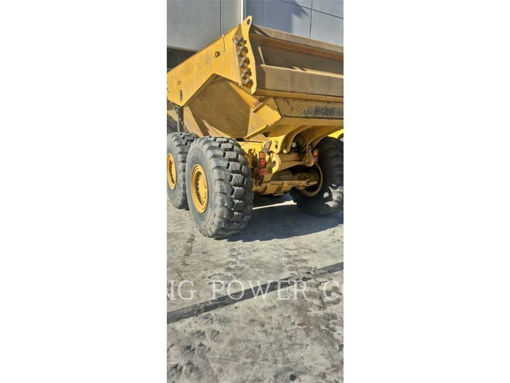 CAT 725TG Rammestyrte Dumpere