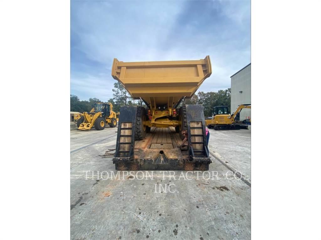 CAT 730 Rammestyrte Dumpere