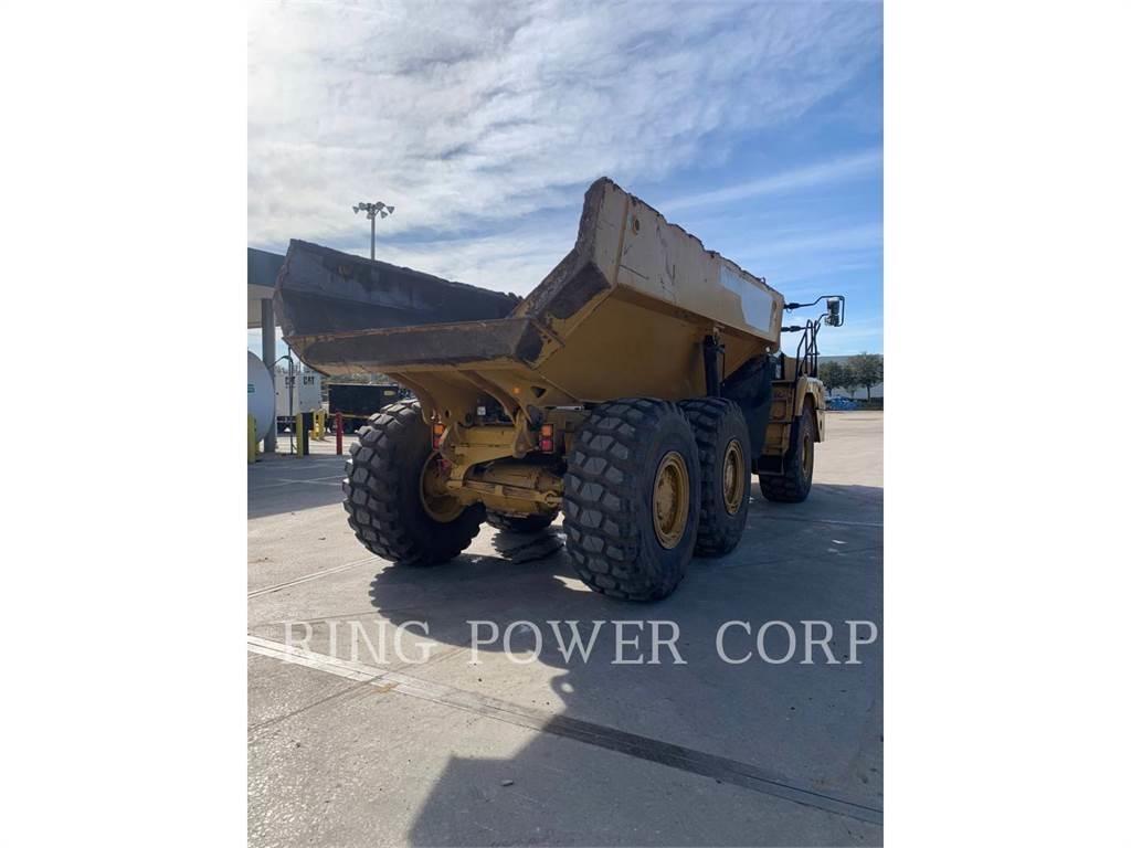 CAT 730 Rammestyrte Dumpere