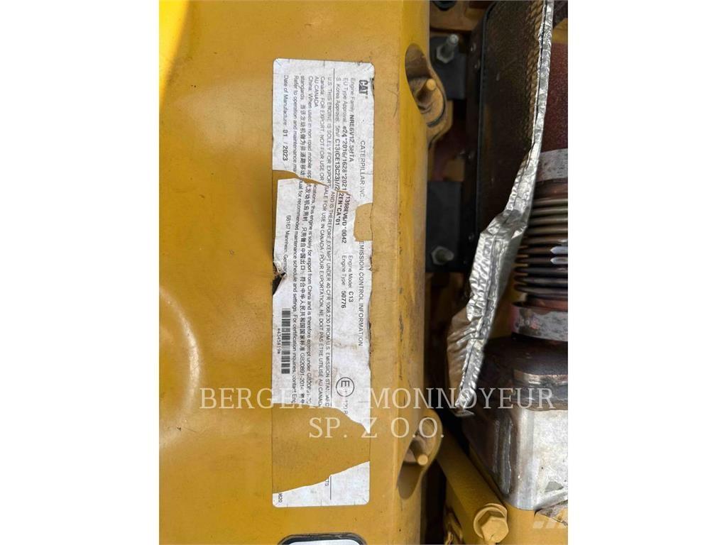 CAT 730 Rammestyrte Dumpere