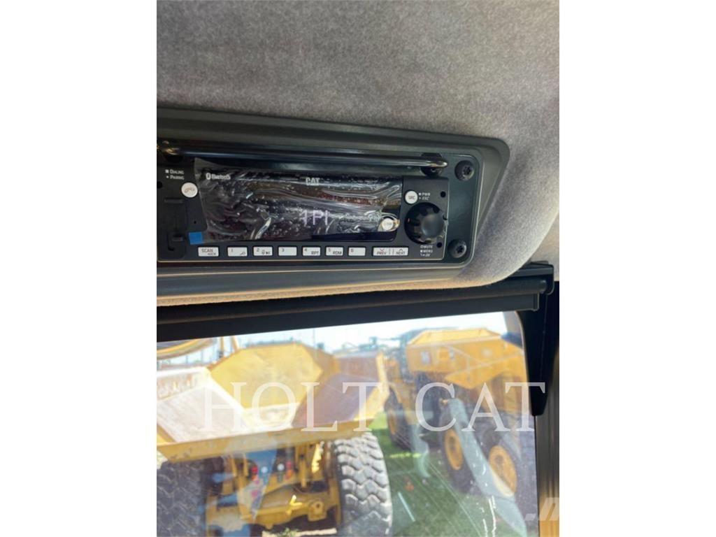 CAT 730 Rammestyrte Dumpere