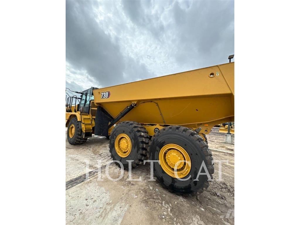CAT 730 Rammestyrte Dumpere