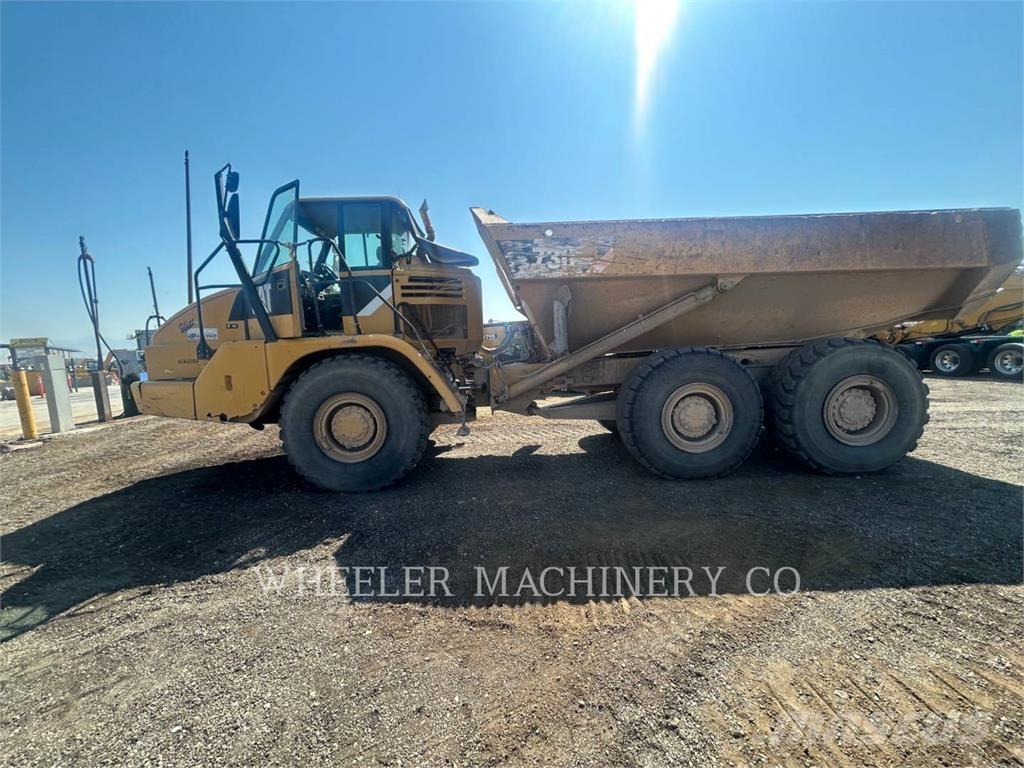 CAT 730 Rammestyrte Dumpere