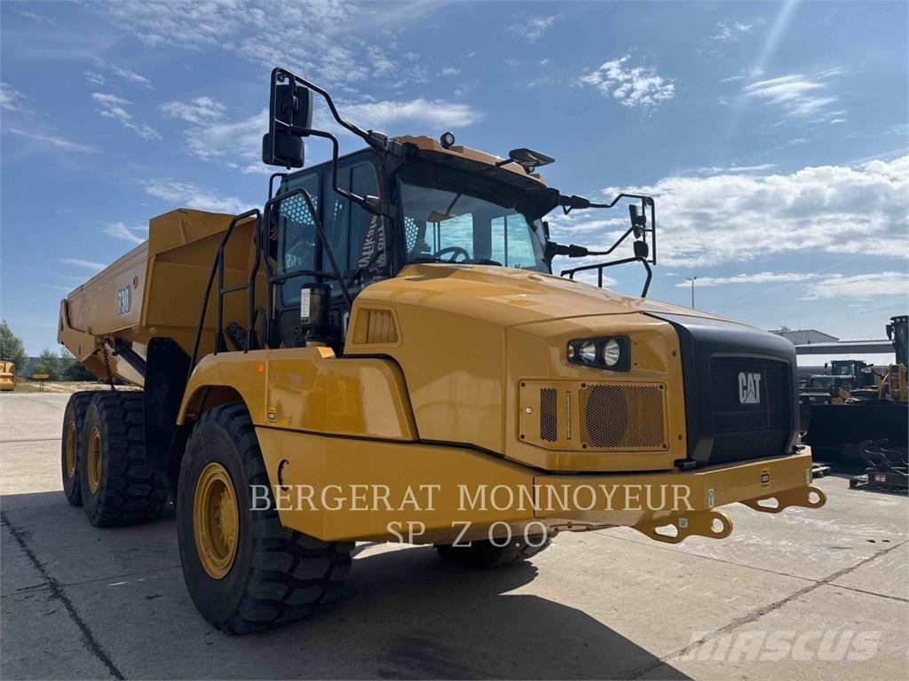 CAT 730 Rammestyrte Dumpere