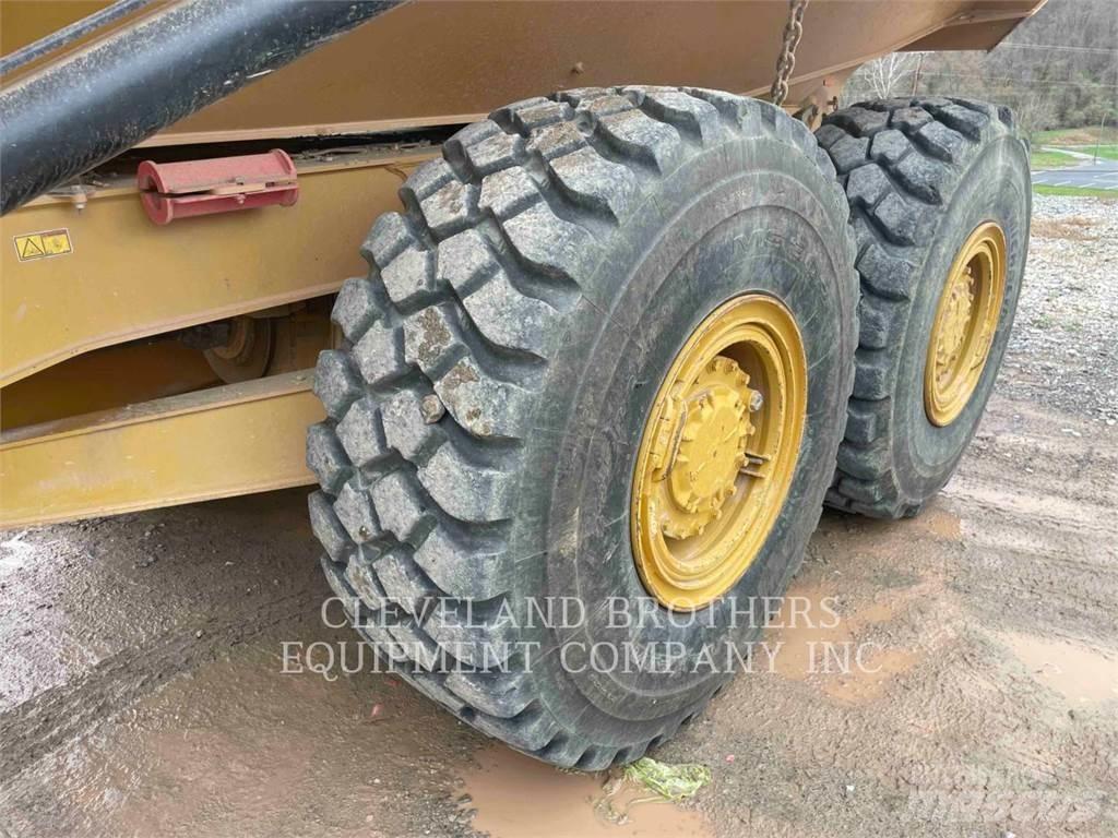 CAT 730-04 Rammestyrte Dumpere