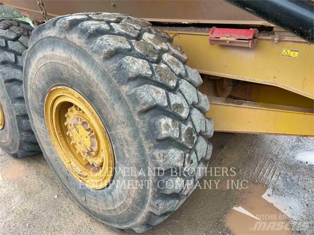 CAT 730-04 Rammestyrte Dumpere