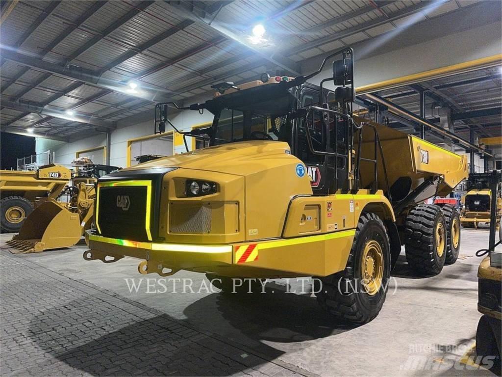 CAT 730-04LRC Rammestyrte Dumpere
