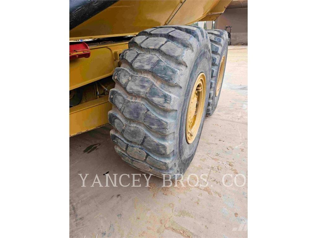 CAT 73004 Rammestyrte Dumpere