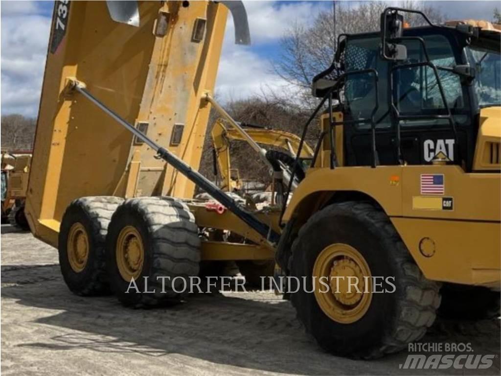 CAT 735 Rammestyrte Dumpere
