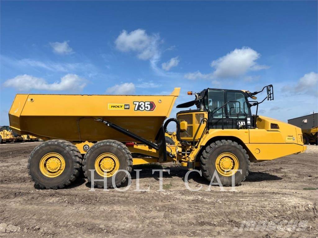 CAT 735 Rammestyrte Dumpere