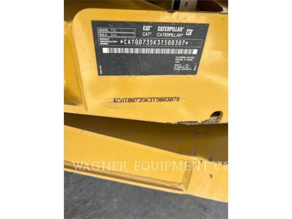 CAT 735 Rammestyrte Dumpere