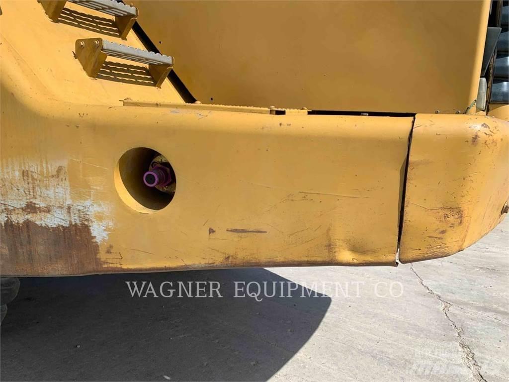 CAT 740 Rammestyrte Dumpere