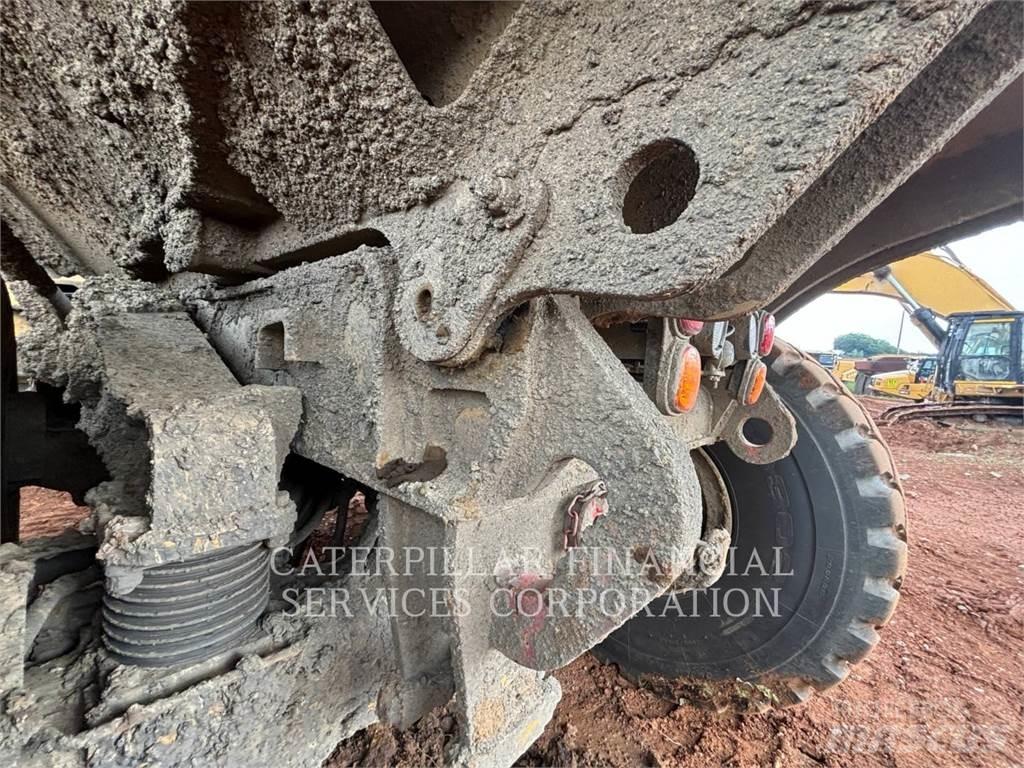 CAT 740-04GC Rammestyrte Dumpere
