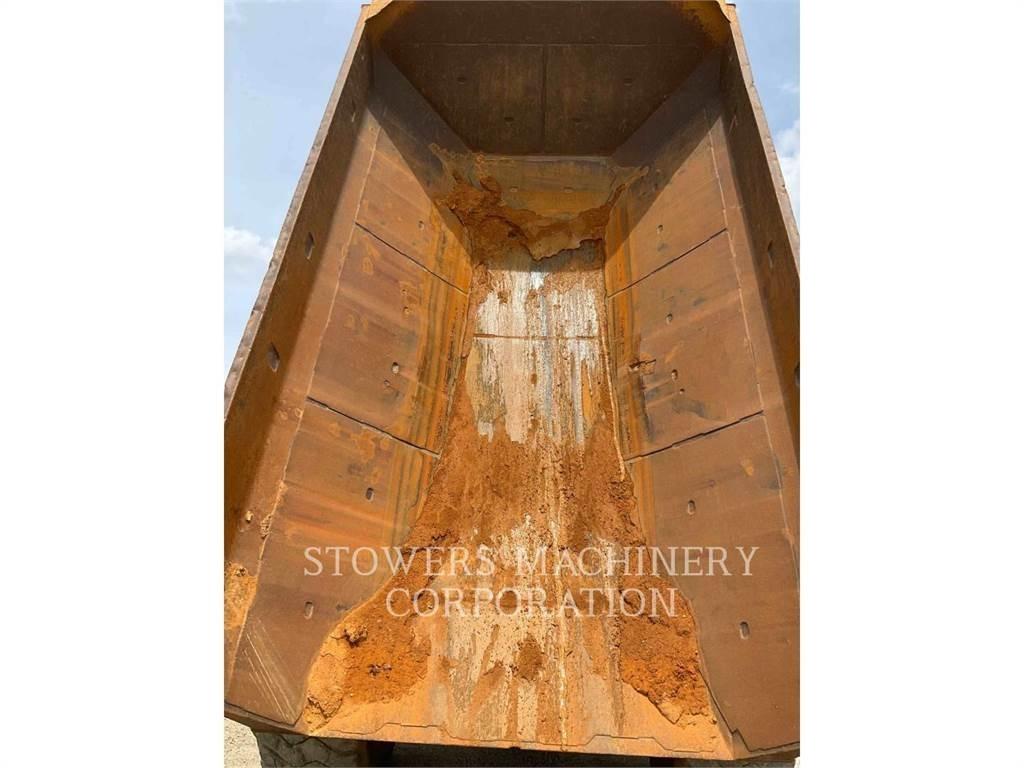 CAT 740B Rammestyrte Dumpere