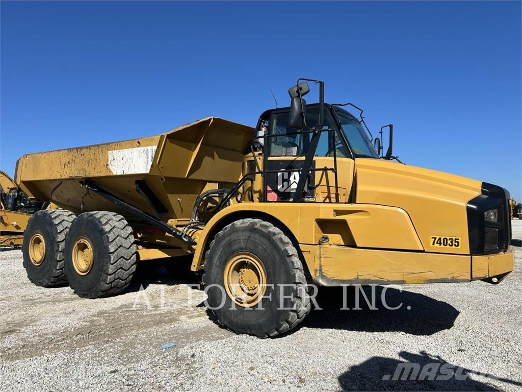 CAT 740B Rammestyrte Dumpere