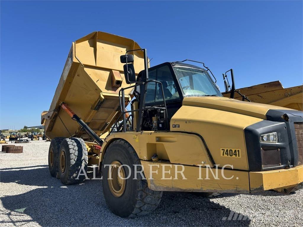 CAT 740B Rammestyrte Dumpere