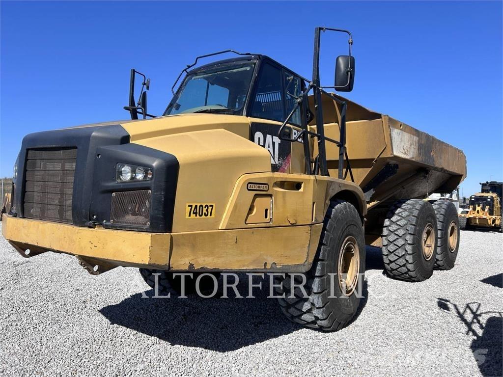 CAT 740B Rammestyrte Dumpere