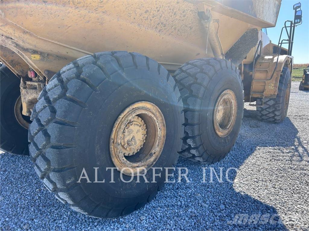 CAT 740B Rammestyrte Dumpere