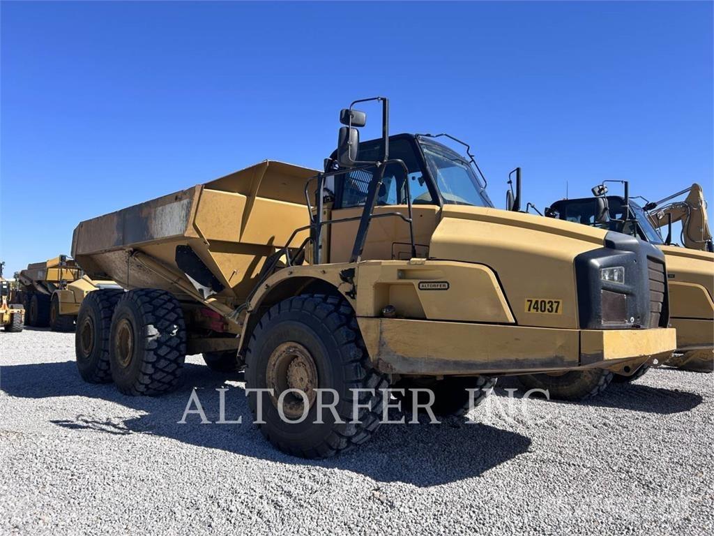 CAT 740B Rammestyrte Dumpere