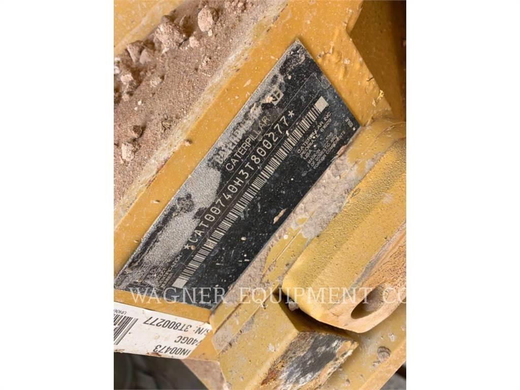 CAT 740GC Rammestyrte Dumpere