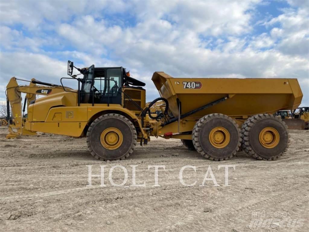 CAT 740GC Rammestyrte Dumpere
